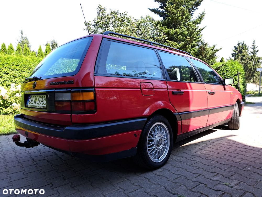 Volkswagen Passat 1.9 TD GL - 3