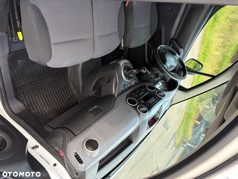 Peugeot Partner 1.6HDI - 8