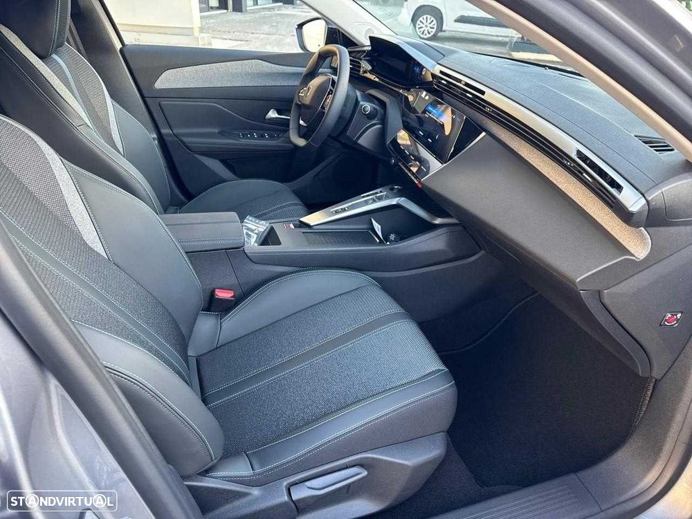 Peugeot e-308 SW 54 kWh Allure - 14