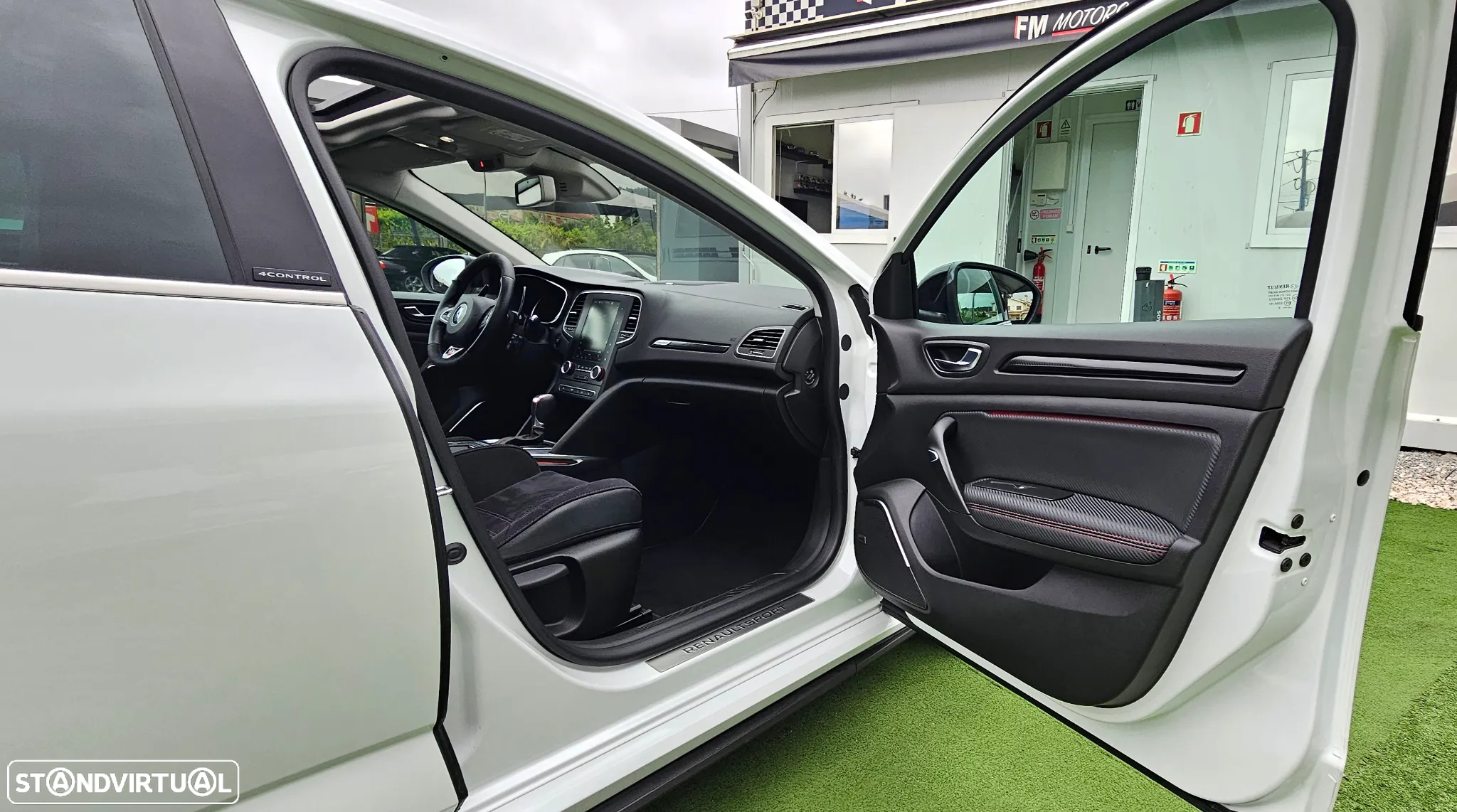 Renault Mégane 1.8 TCe R.S. EDC J19 - 25