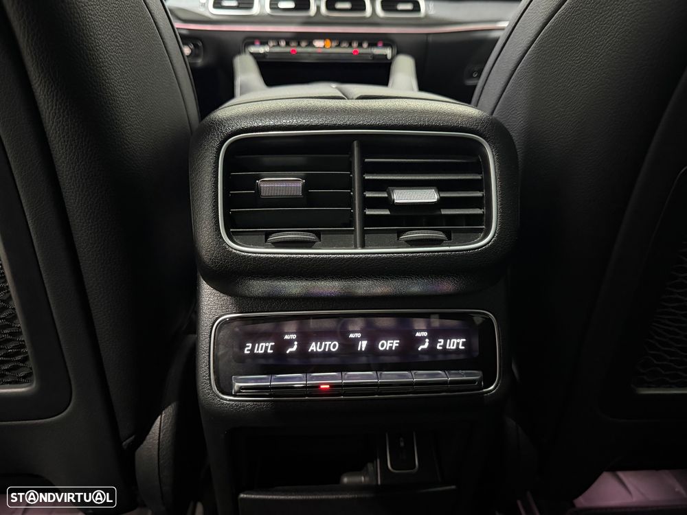 Mercedes-Benz GLE 400 d 4Matic 9G-TRONIC AMG Line - 24