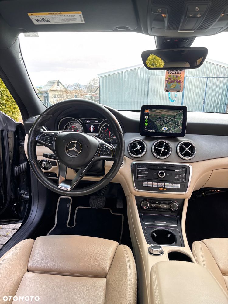 Mercedes-Benz CLA 250 4-Matic AMG Line - 9