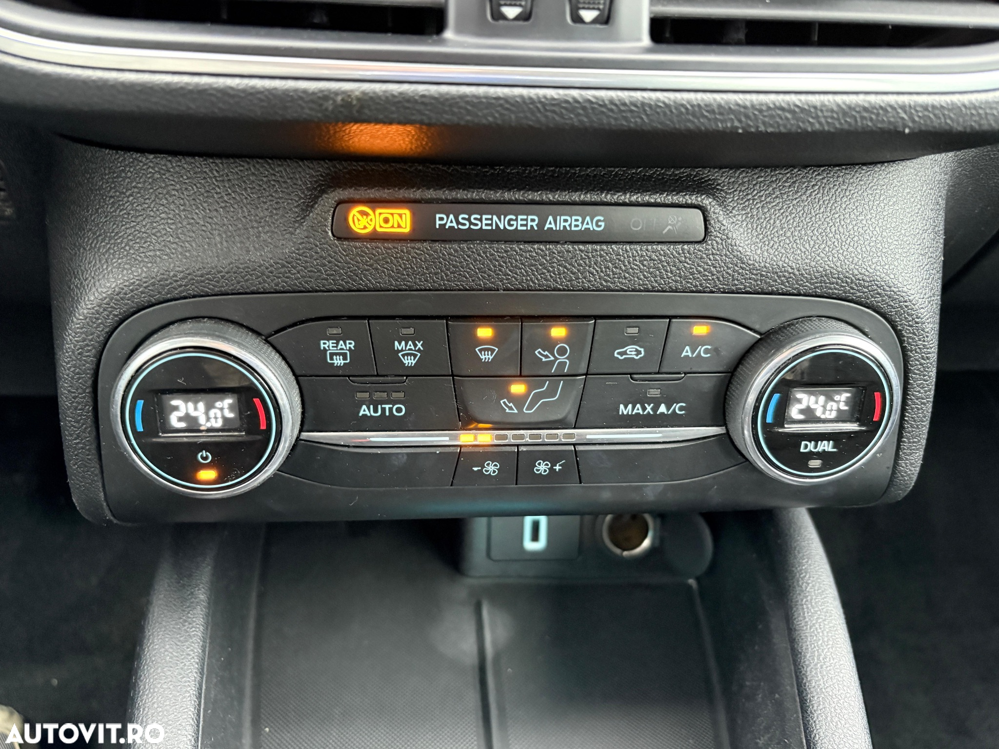 Ford Focus - 21