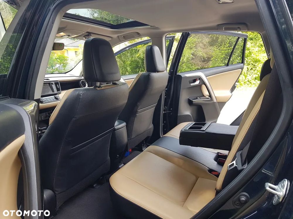 Toyota RAV4 - 21