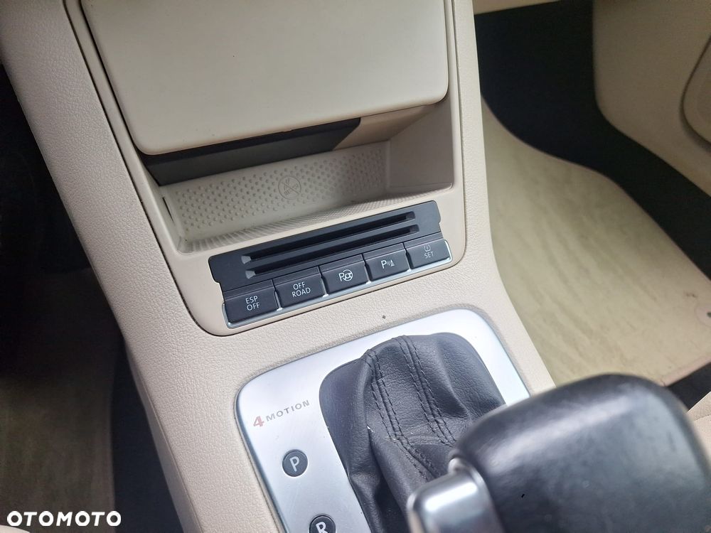 Volkswagen Tiguan 2.0 TDI 4Mot Sport DSG - 15