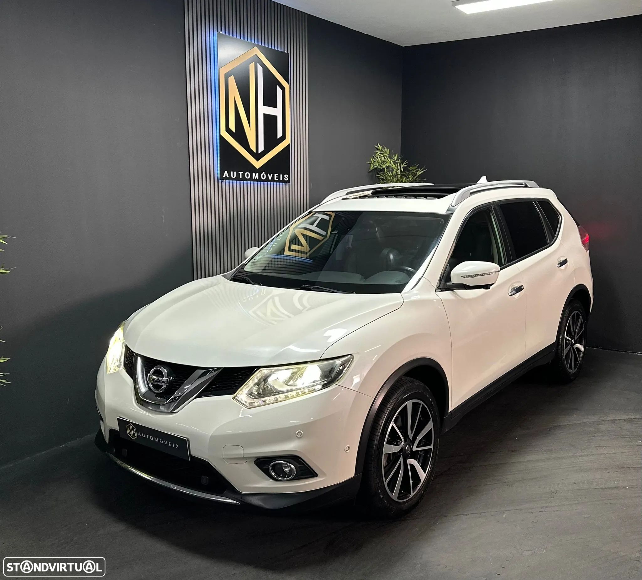 Nissan X-Trail 1.6 dCi Tekna Xtronic - 1