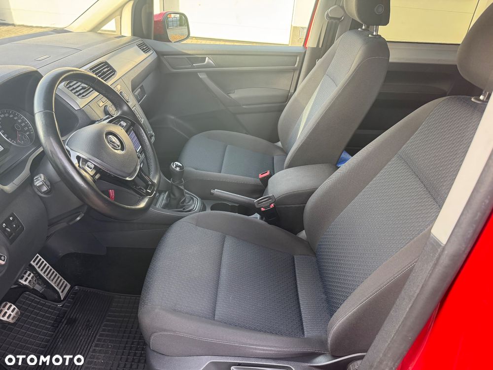 Volkswagen Caddy 2.0 TDI Comfortline - 10