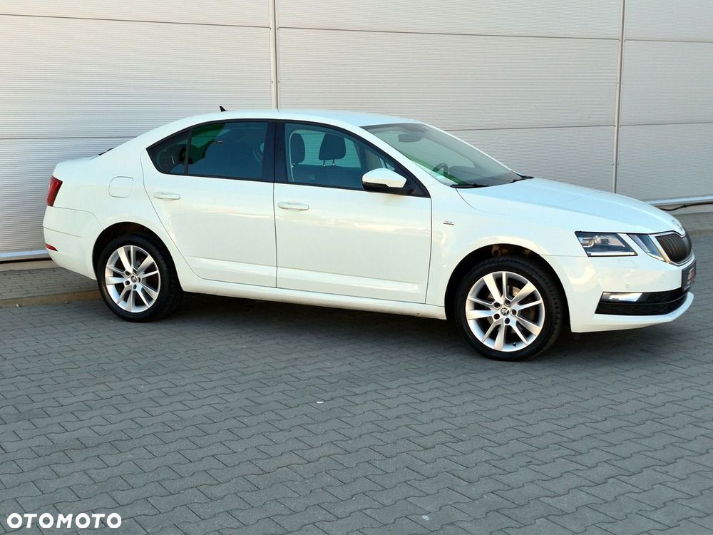 Skoda Octavia - 2
