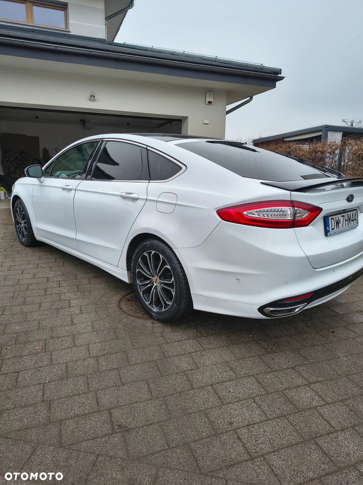 Ford Mondeo 2.0 TDCi Titanium PowerShift - 13