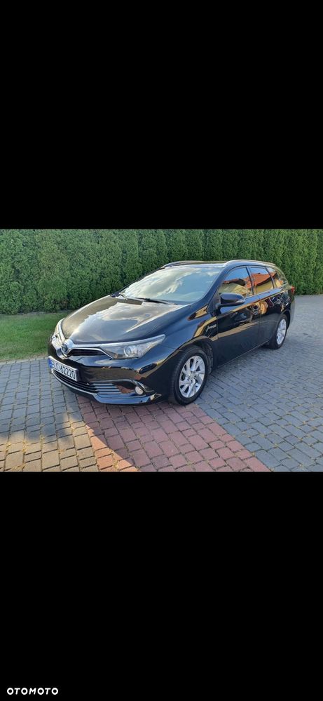 Toyota Prius (Hybrid) - 18