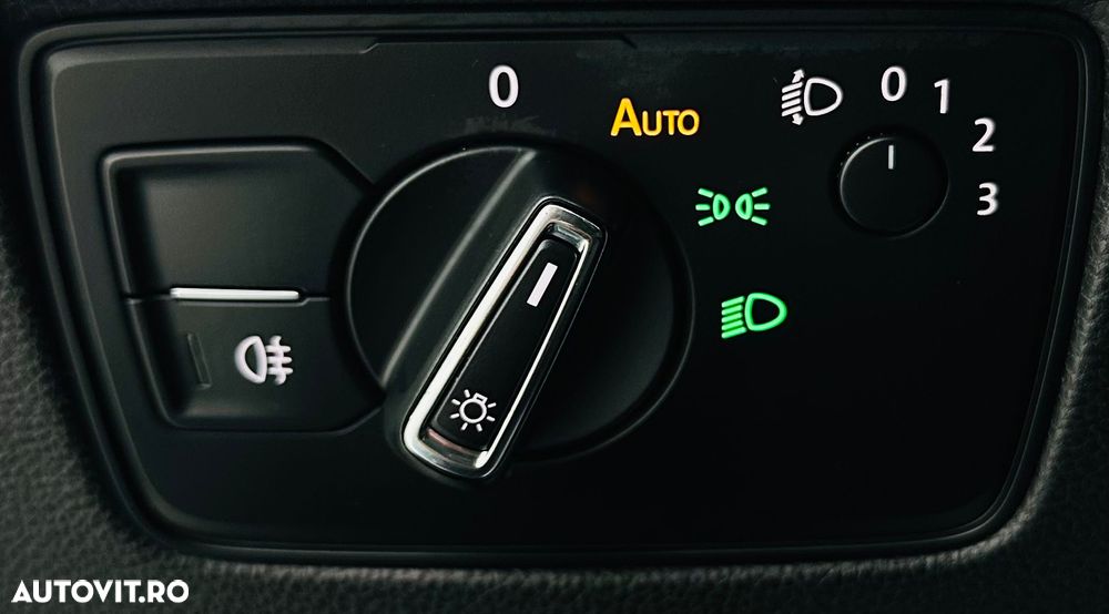 Volkswagen Passat 2.0 TDI Comfortline - 13