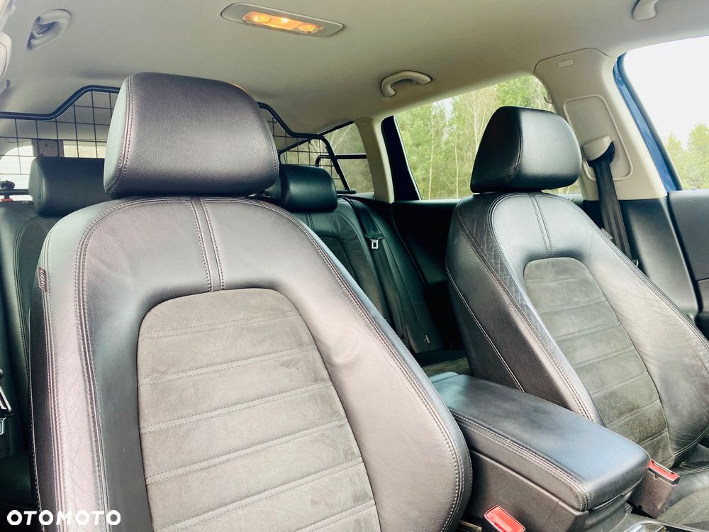Volkswagen Passat 2.0 TDI Highline - 39