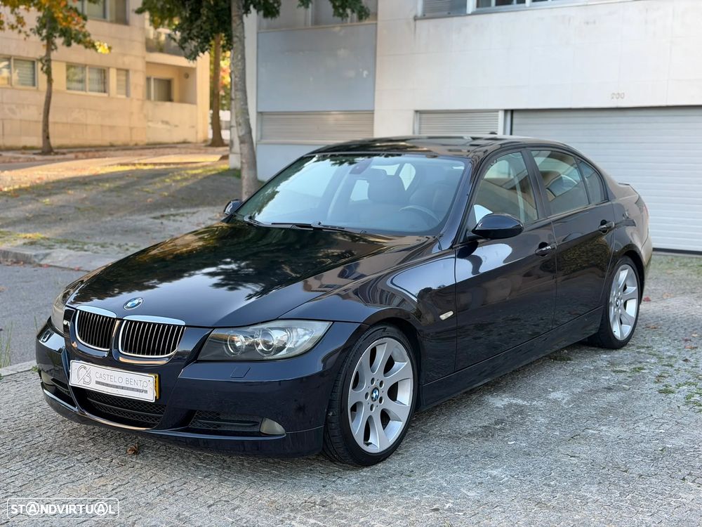 BMW 320