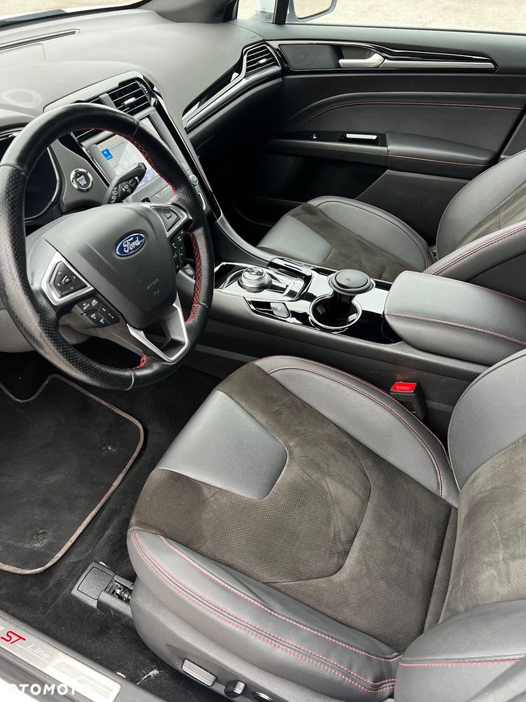 Ford Mondeo 2.0 EcoBlue ST-Line - 22