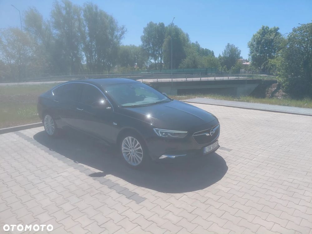 Opel Insignia - 10