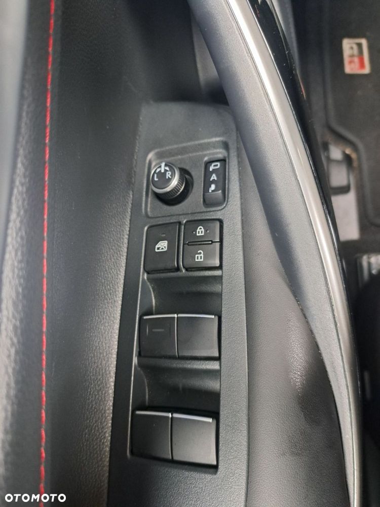 Toyota Corolla - 15