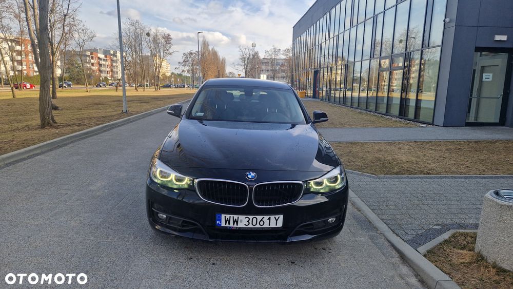 BMW 3GT 320i GPF Business Edition - 2