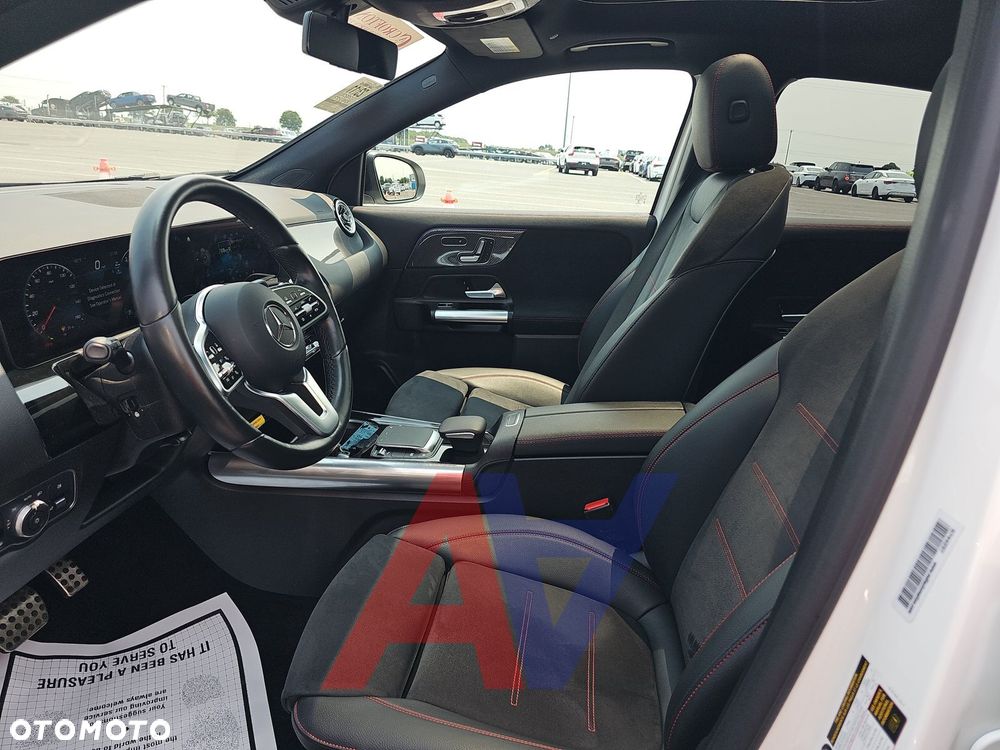 Mercedes-Benz GLA 250 4-Matic AMG Line - 7
