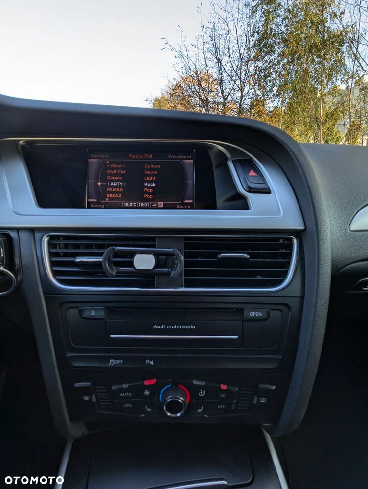 Audi A4 Avant 2.0 TDI - 14