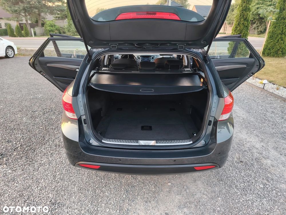 Hyundai i40 Kombi 1.6 Trend - 14