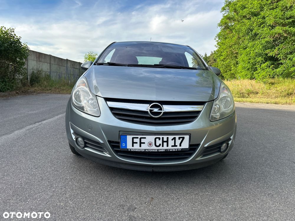 Opel Corsa 1.2 16V 111 - 2