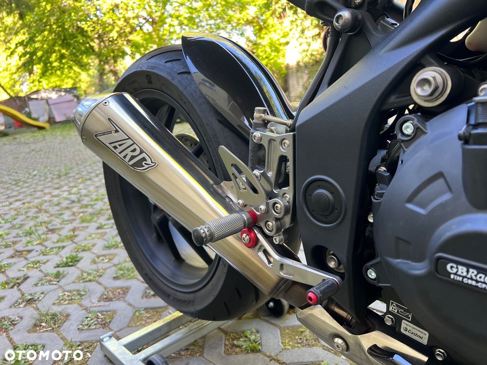 Triumph Speed Triple - 10