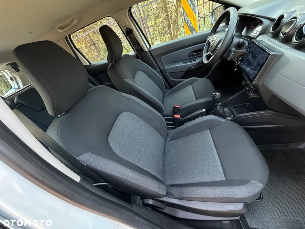 Dacia Duster 1.0 TCe Essential - 16