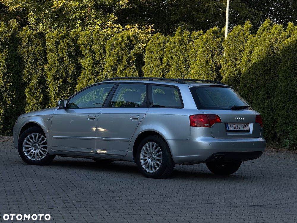 Audi A4 Avant - 4