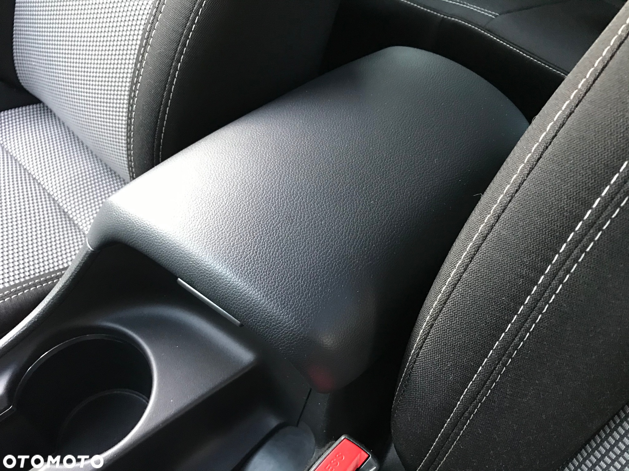Kia Ceed 1.6 GDI Edition 7 - 15