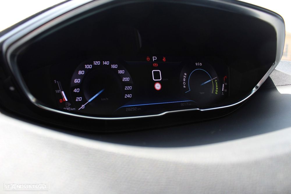 Peugeot 3008 1.2 Hybrid Allure Pack e-DCS6 - 13