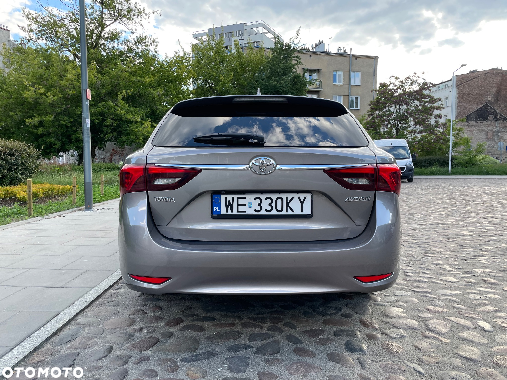 Toyota Avensis 1.8 Premium - 5