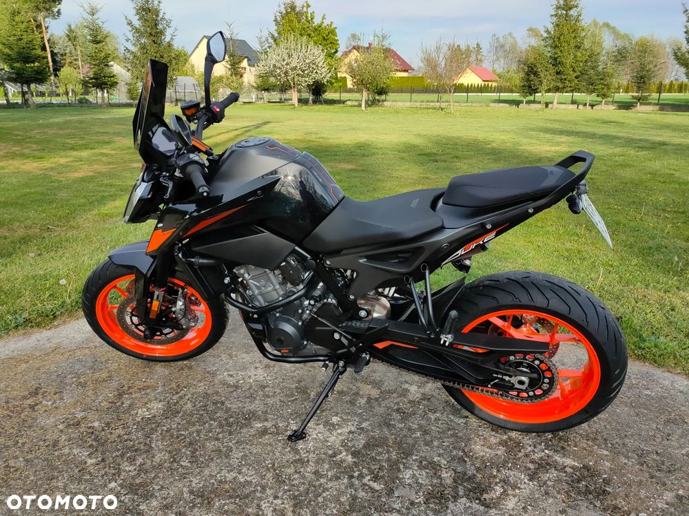 KTM Duke - 17