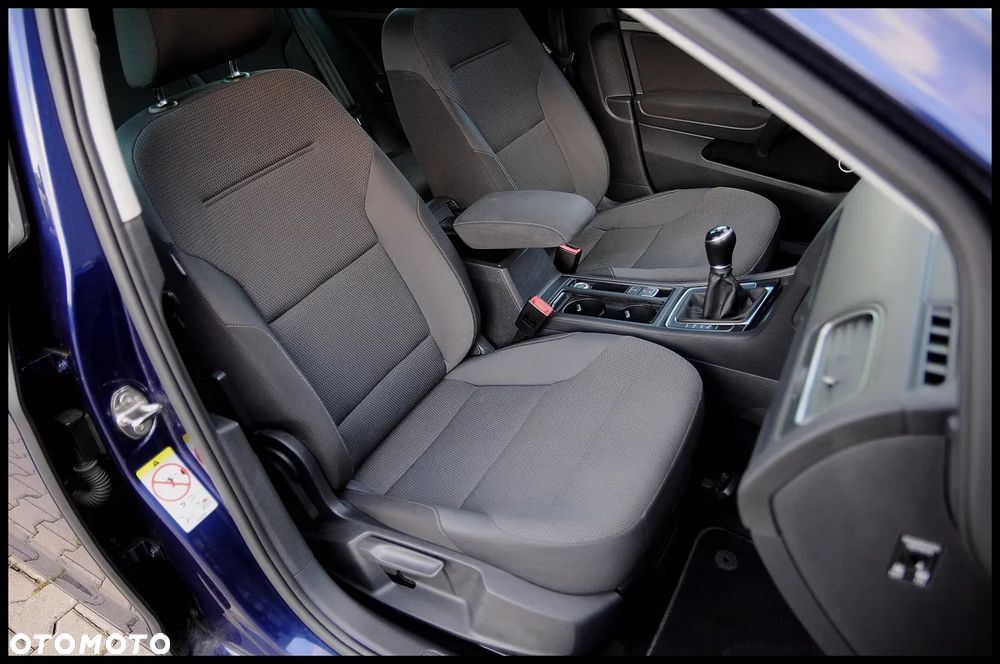 Volkswagen Golf 1.6 TDI SCR Comfortline - 27