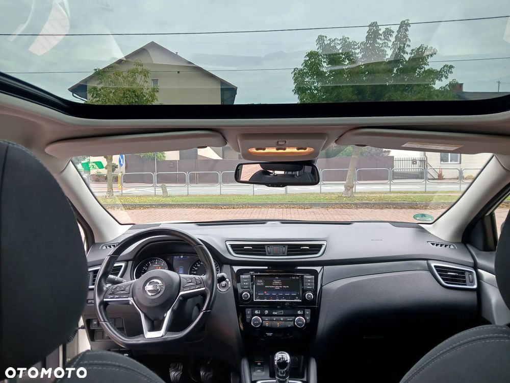 Nissan Qashqai 1.3 DIG-T N-Connecta - 10