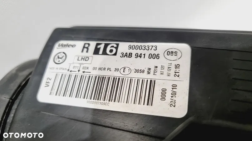 REFLEKTOR PRAWY LAMPA VW PASSAT B7 EUROPA - 3