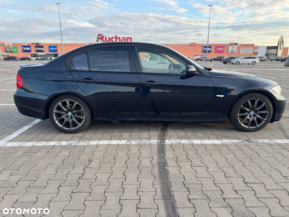 BMW Seria 3 320d DPF - 12