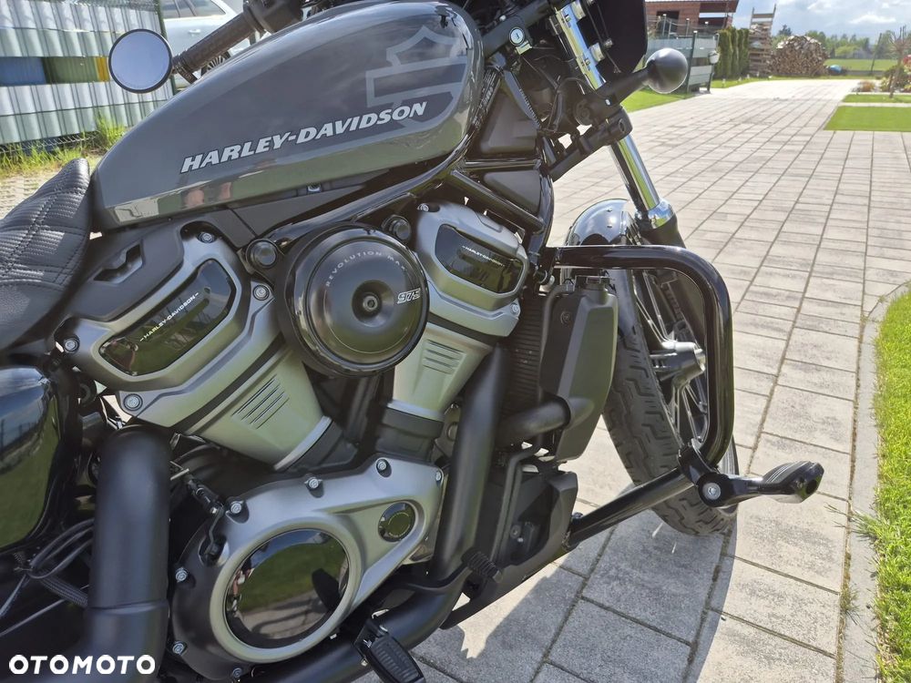 Harley-Davidson Sportster Nightster 975 - 10