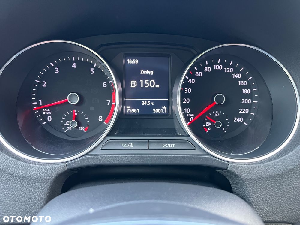 Volkswagen Polo 1.2 TSI BMT Comfortline - 29