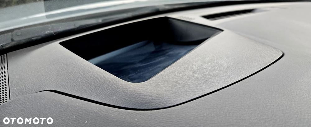 Nissan Qashqai 1.3 DIG-T MHEV Xtronic N-Connecta - 25