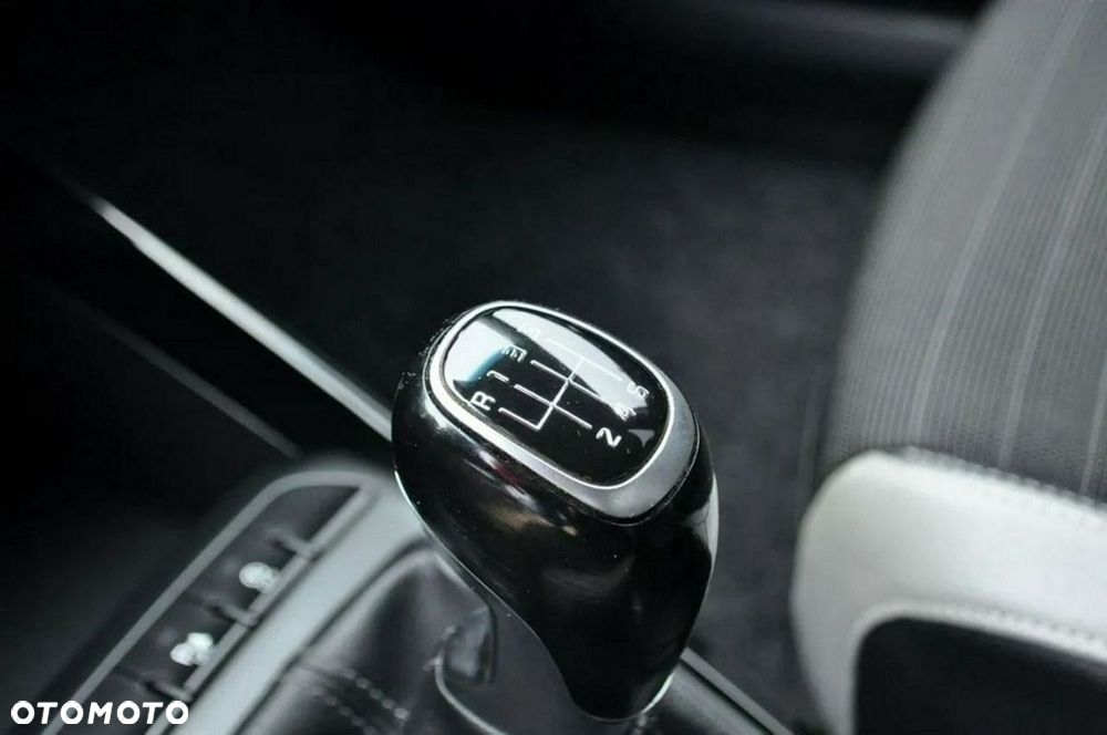 Kia Stonic 1.0 T-GDI 120 Spirit - 19