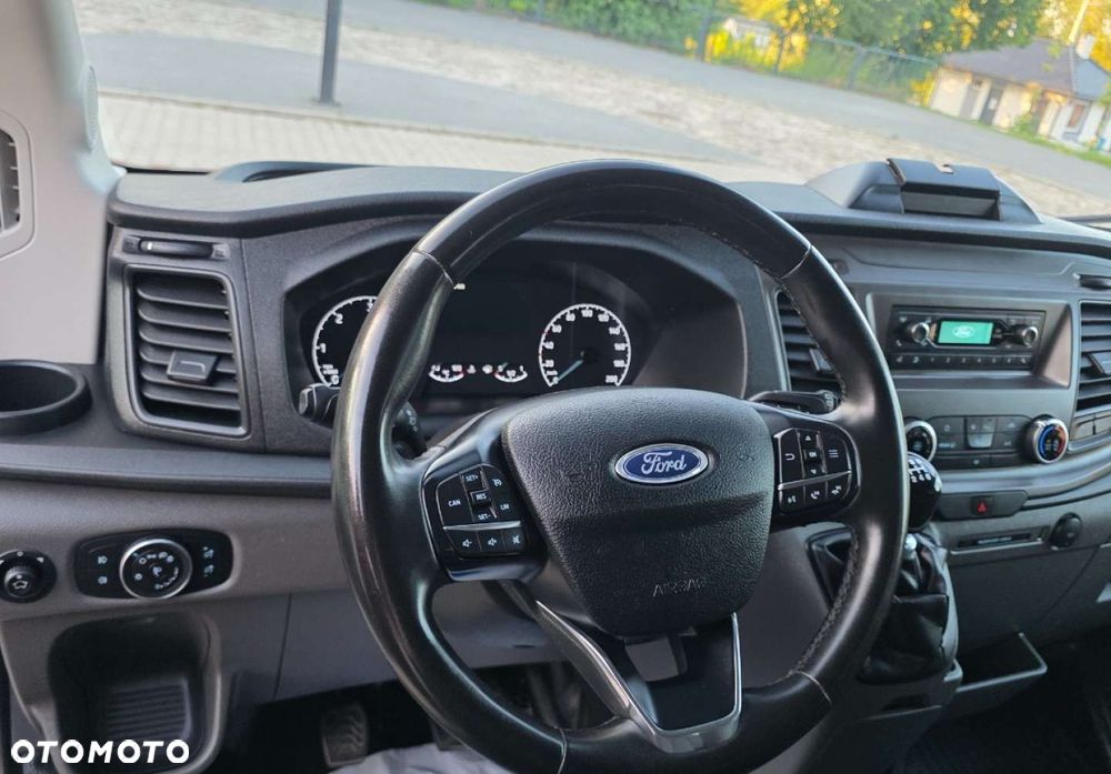 Ford Transit - 19