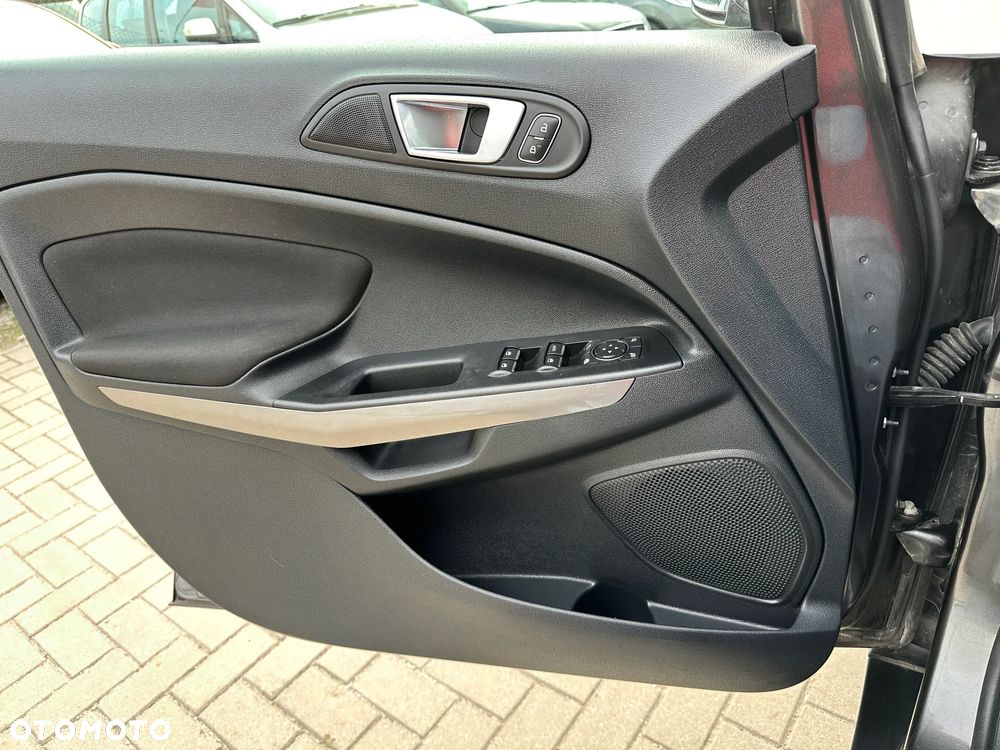 Ford EcoSport - 19