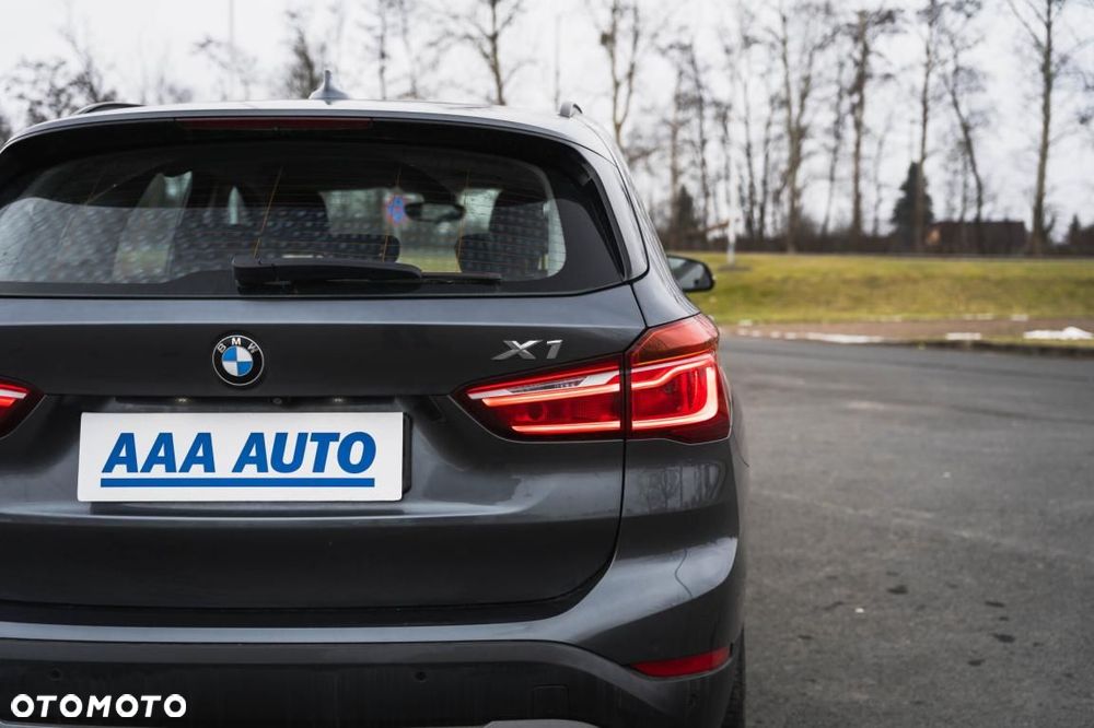 BMW X1 - 15