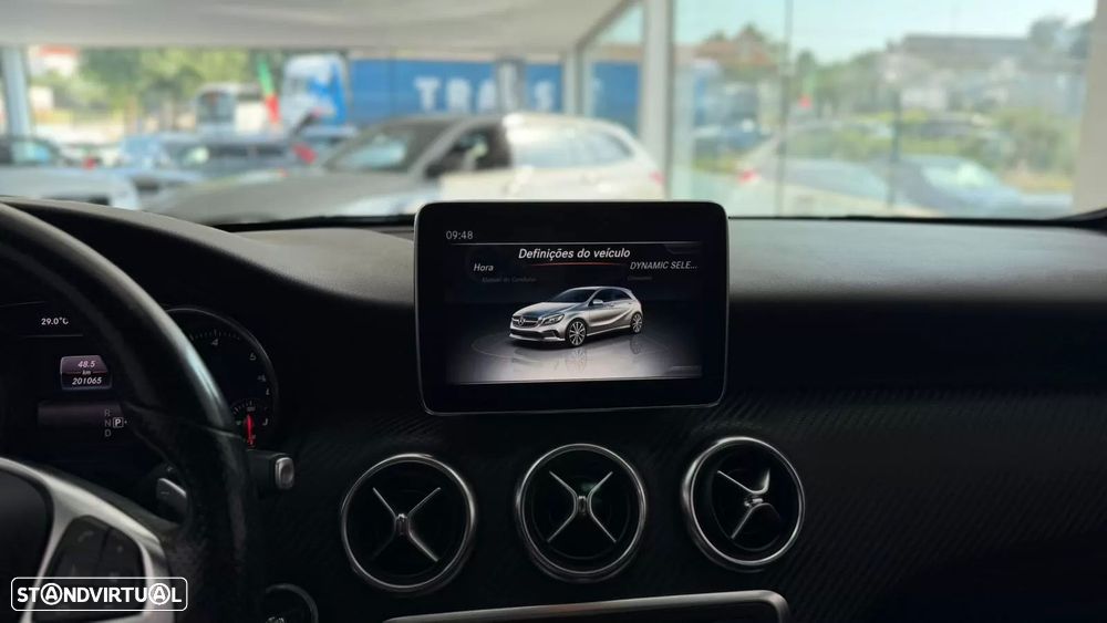 Mercedes-Benz A 220 d AMG Line Aut. - 19
