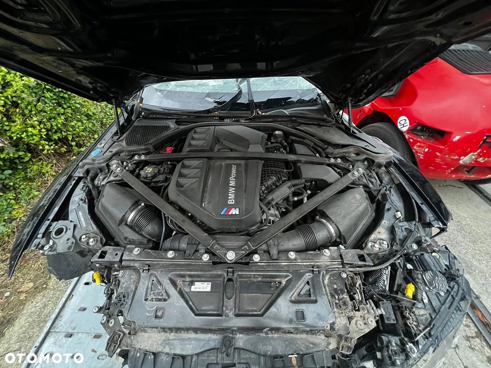 BMW M4 Competition - 5