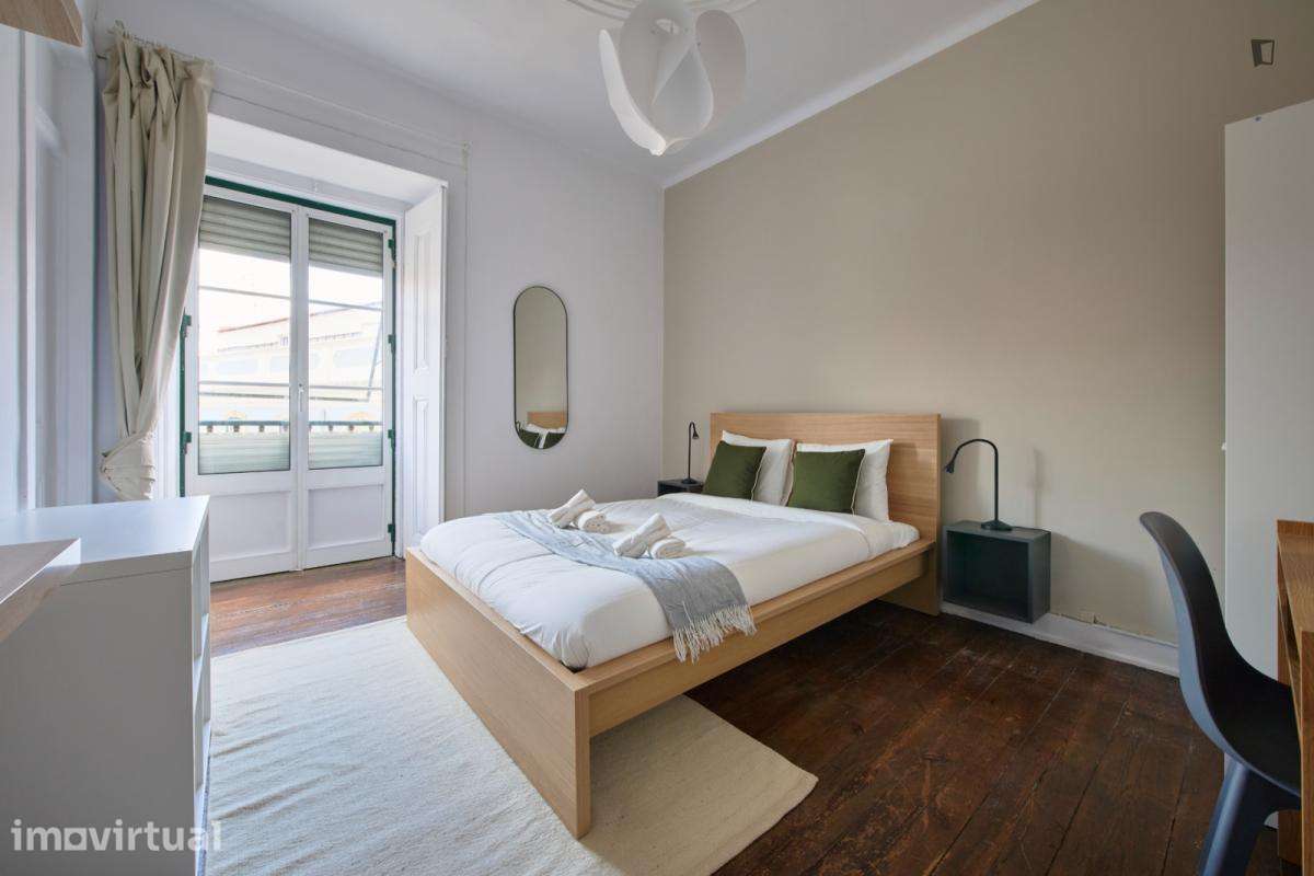 Quarto - localizado em São Bento Lisbon - Grande imagem: 3/23
