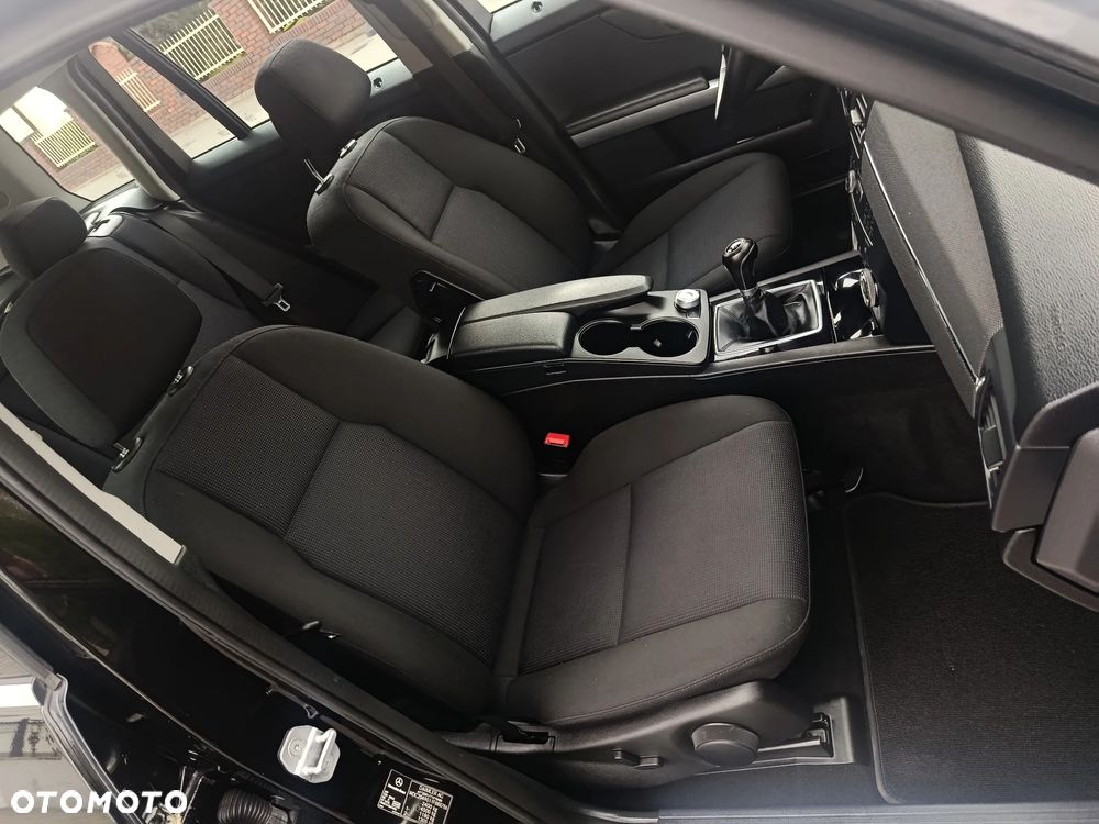 Mercedes-Benz GLK 220 CDI DPF BlueEFFICIENCY - 24