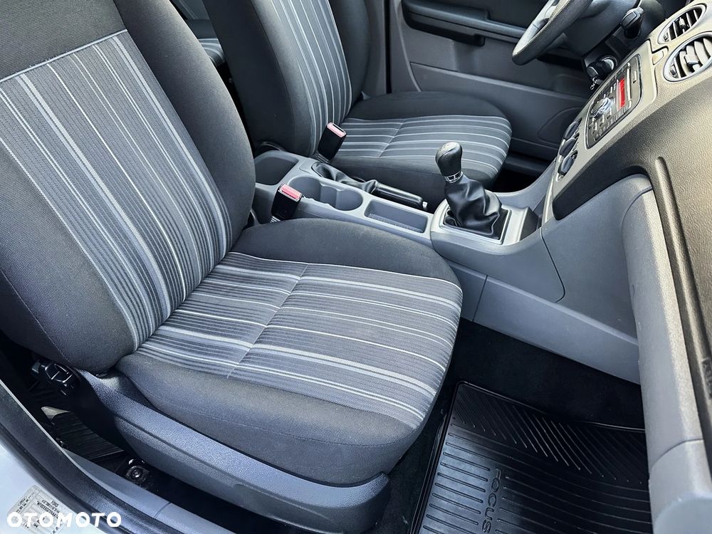 Ford Focus 1.6 Silver X - 13