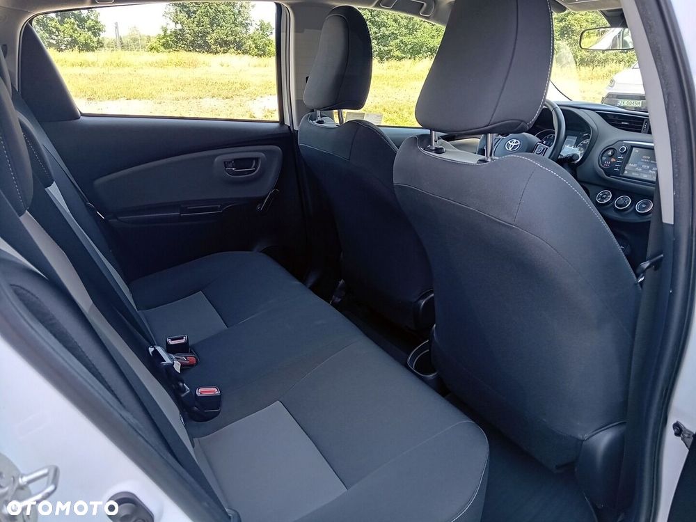 Toyota Yaris - 7