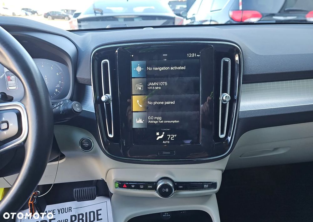 Volvo XC 40 T4 Momentum - 11